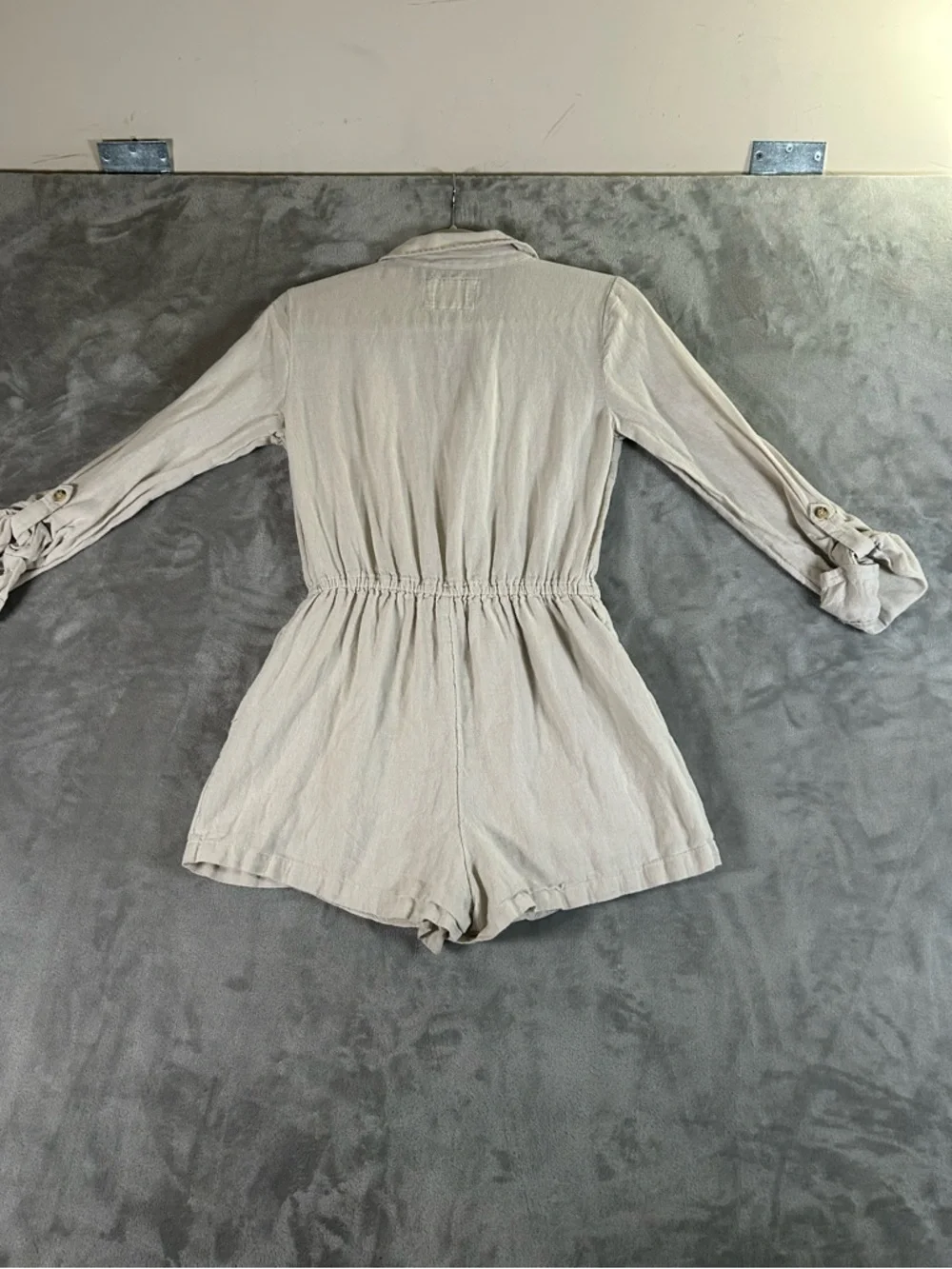 Abercrombie & Fitch Light Beige Linen-Cotton jumpsuit with Natural Texture - Picture 3 of 11